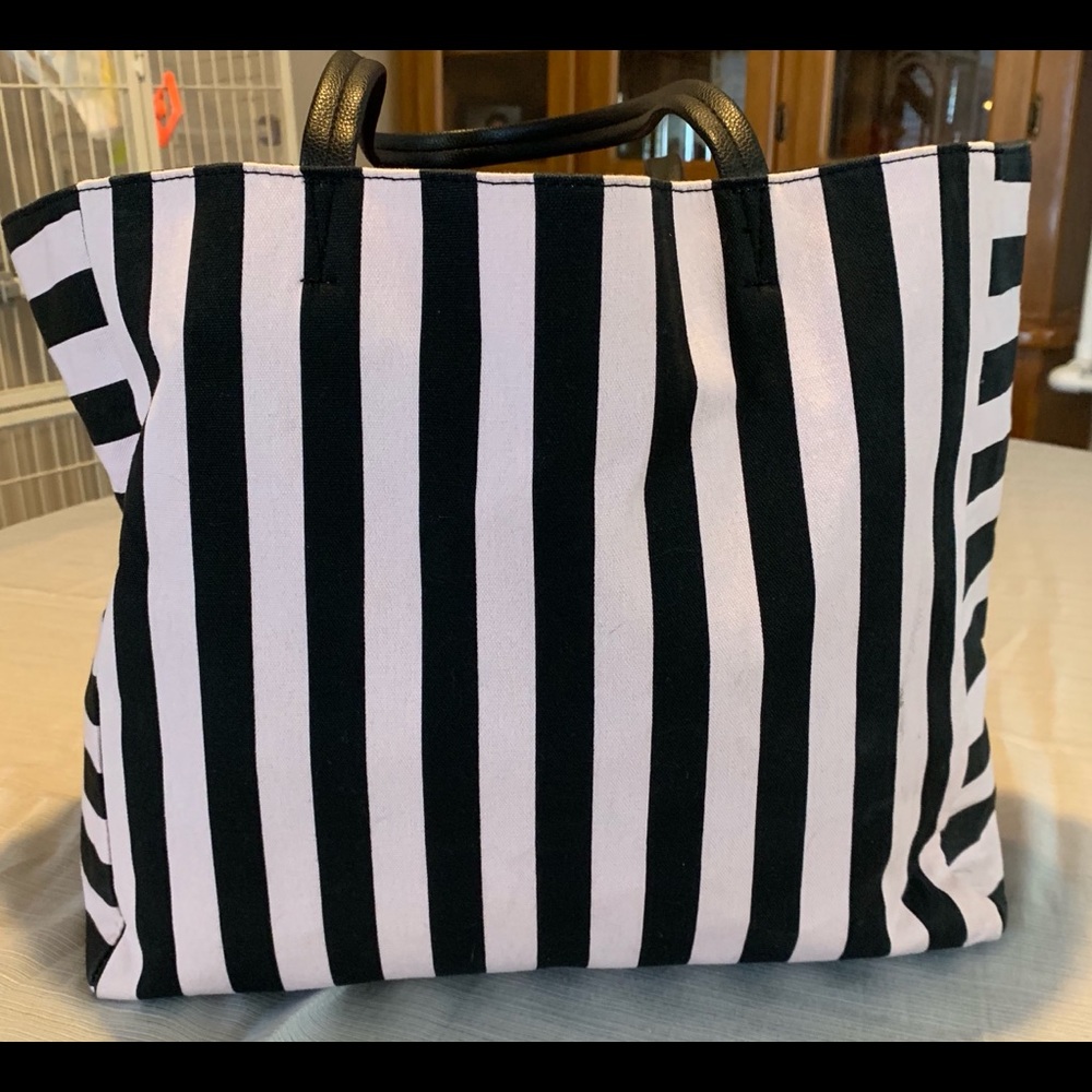 Victoria Secret tote - Picture 2 of 2